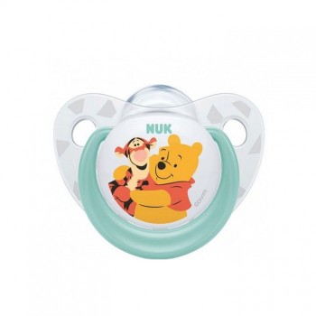 NUK DISNEY WINNI/ MYCKEY BOX silikonska varalica 6-18m, 1kom NUK DISNEY WINNI/ MYCKEY BOX silikonska varalica 6-18m, 1kom